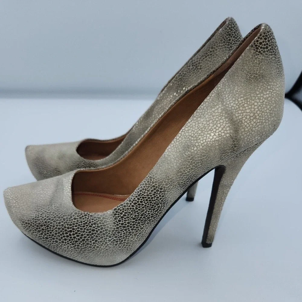 5 48 Womens Lilla Textured Pointed Toe Stiletto Heels‎ Size 37 1/2 US 7.5